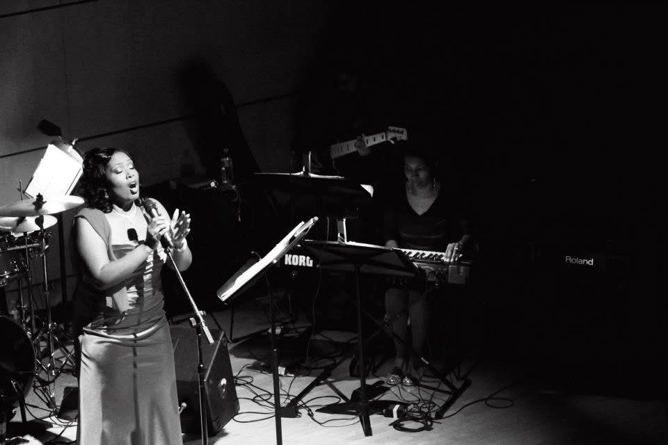 Live performance in black & white